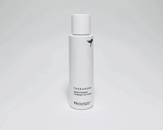 Brightening powder-to-foam cleanser Theranera