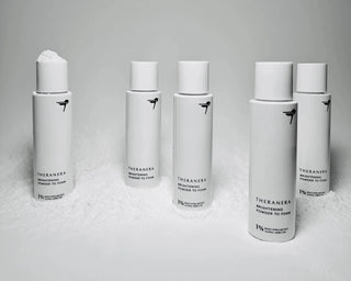 Brightening powder-to-foam cleanser Theranera